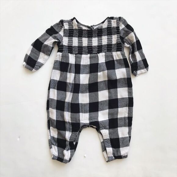 Old Navy buffalo plaid smocked  jumpsuit VGUC 6-12 months - Picture 1 of 6